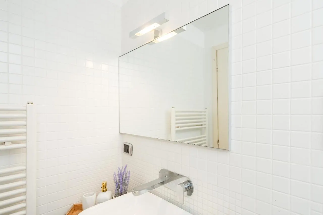 {Corso Sempione - Citylife} - Wi-Fi / Netflix /Mm5 Milan Apartment