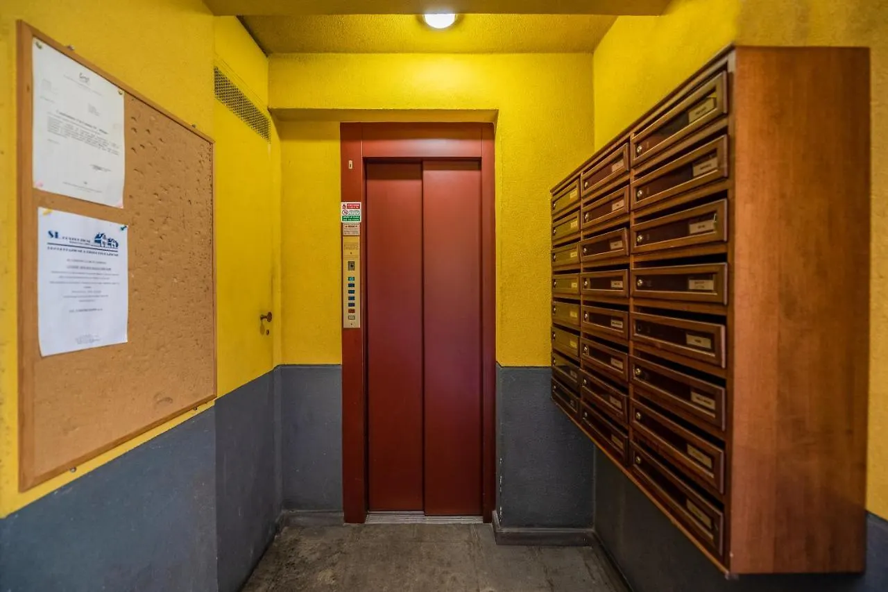 Apartment {Corso Sempione - Citylife} - Wi-Fi / Netflix /Mm5 Milan Italy